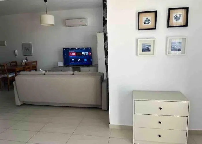 Thaleia - Tourism License 3119 *